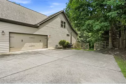 366 Dawson Manor, Dawsonville, GA 30534 - Photo 4