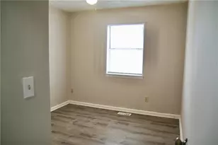 8513 Westchester Dr, Douglasville, GA 30134 - Photo 6