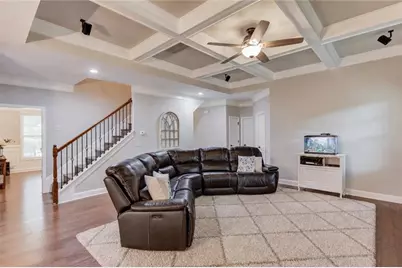 6005 Deer Walk Trail, Sugar Hill, GA 30518 - Photo 10