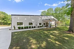 951 Canter Way, Jefferson, GA 30549 - Photo 4