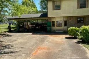 2690 Rockdale Dr, Decatur, GA 30034 - Photo 2