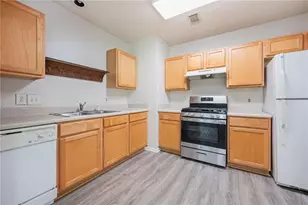 6131 Brookechase Ln, Norcross, GA 30093 - Photo 10