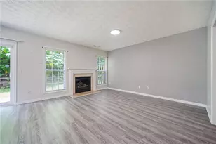 6131 Brookechase Ln, Norcross, GA 30093 - Photo 4