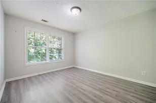 6131 Brookechase Ln, Norcross, GA 30093 - Photo 16