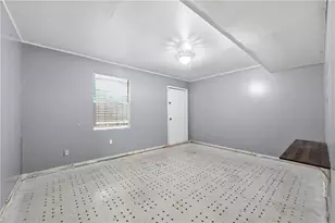 2069 Bedford Ct, Lithonia, GA 30058 - Photo 22