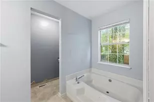 2069 Bedford Ct, Lithonia, GA 30058 - Photo 18