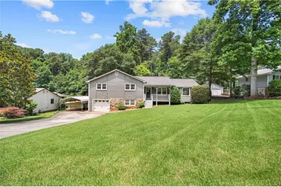204 Bascomb Lane, Woodstock, GA 30189 - Photo 2