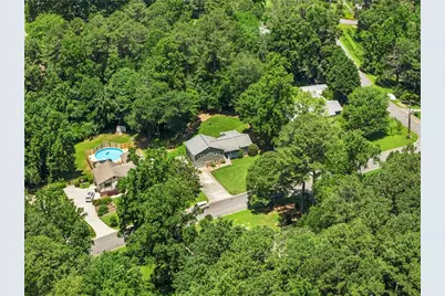 204 Bascomb Lane, Woodstock, GA 30189 - Photo 32