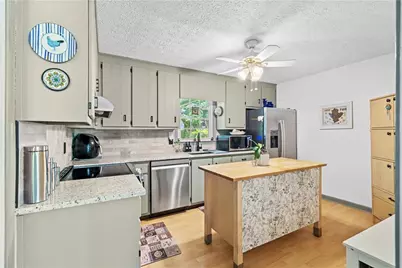 204 Bascomb Lane, Woodstock, GA 30189 - Photo 10