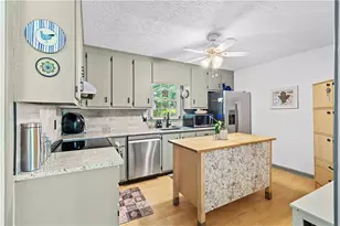 204 Bascomb Ln, Woodstock, GA 30189 - Photo 10