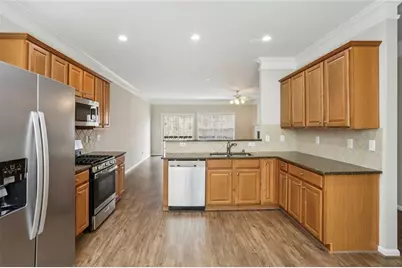 642 Bernay Way, Sandy Springs, GA 30350 - Photo 8