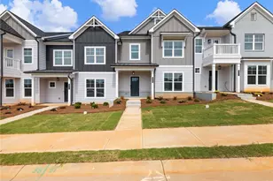 208 Grand Highlands Ct, Winder, GA 30680 - Photo 2