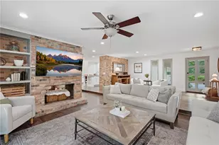 250 Rhine Dr, Alpharetta, GA 30022 - Photo 10