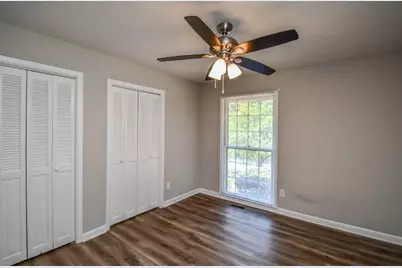 1512 Robinhood Trail, Gainesville, GA 30501 - Photo 10
