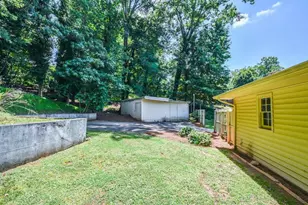 1512 Robinhood Trail, Gainesville, GA 30501 - Photo 14