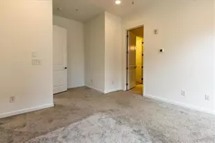 6608 Sterling Dr, Atlanta, GA 30328 - Photo 22