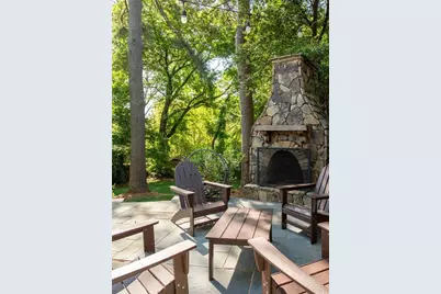 374 Lofton Road NW, Atlanta, GA 30309 - Photo 30