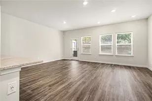 4004 Holland Grv Rd, Lawrenceville, GA 30044 - Photo 8