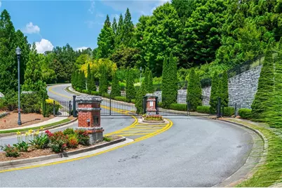 7265 Glisten Avenue #132, Atlanta, GA 30328 - Photo 4