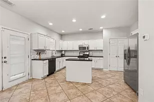 1641 Hedington Ct SE, Lawrenceville, GA 30045 - Photo 6