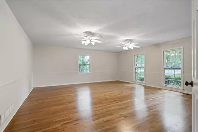 3995 Manson Avenue SE, Smyrna, GA 30082 - Photo 8
