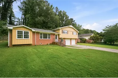 3816 Green Bay Dr, Lawrenceville, GA 30044 - Photo 2