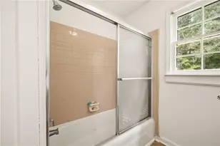 3816 Green Bay Dr, Lawrenceville, GA 30044 - Photo 24