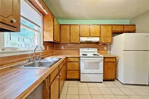 935 6 Oaks Cir, Norcross, GA 30093 - Photo 8