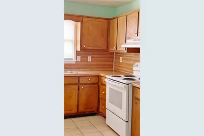 935 Six Oaks Circle #B, Norcross, GA 30093 - Photo 18