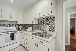 1230 Redbud Dr, Marietta, GA 30062 - Photo 12