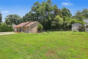 518 Spring St, Villa Rica, GA 30180 - Photo 4