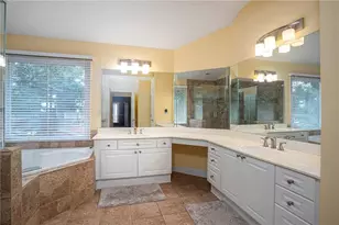 902 Daylight Cir, Lawrenceville, GA 30045 - Photo 26