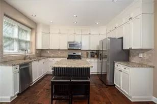 902 Daylight Cir, Lawrenceville, GA 30045 - Photo 16
