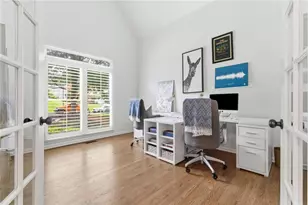 5950 Waterford Pl, Suwanee, GA 30024 - Photo 6