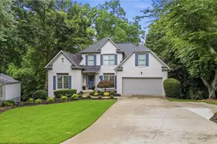 5950 Waterford Pl, Suwanee, GA 30024 - Photo 2