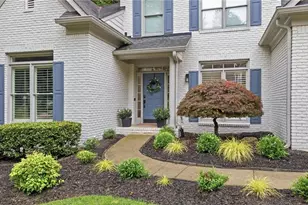 5950 Waterford Pl, Suwanee, GA 30024 - Photo 4