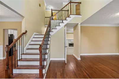 1811 Lake Cove Drive SW, Atlanta, GA 30331 - Photo 6