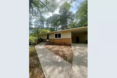 1537 Sagewood Circle, Stone Mountain, GA 30083 - Photo 2
