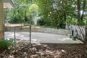 1537 Sagewood Cir, Stone Mountain, GA 30083 - Photo 4