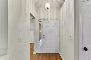 2435 Hillvale Cir, Lithonia, GA 30058 - Photo 4