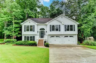 2309 La Maison Ct, Lawrenceville, GA 30043 - Photo 2