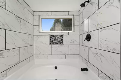 6338 Stablewood Way, Lithonia, GA 30058 - Photo 16