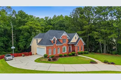 1107 Brookfield Drive SE, Conyers, GA 30013 - Photo 2
