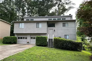 394 Ansley Brook Dr, Lawrenceville, GA 30044 - Photo 2