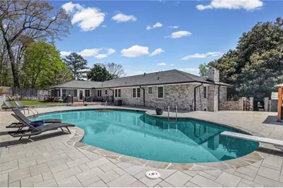 2808 Beverly Hills Drive, Marietta, GA 30068 - Photo 2