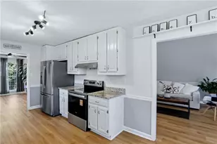 925 Garner Spring Ln, Buford, GA 30518 - Photo 14