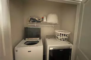 1017 Liberty Pkwy NW, Atlanta, GA 30318 - Photo 18