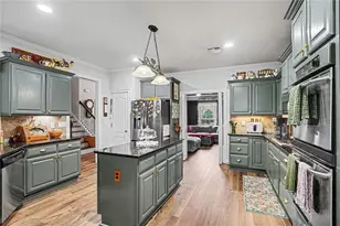 8100 Powhattan Ct, McDonough, GA 30252 - Photo 12