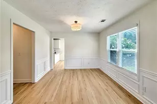 2845 Factor Walk Blvd, Suwanee, GA 30024 - Photo 6