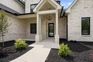 6008 Bluewater Blvd, Gainesville, GA 30506 - Photo 4